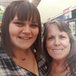 Meet your Posher, Deborah